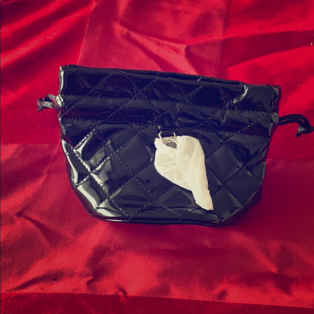 Guess Mini MakeUp Bag